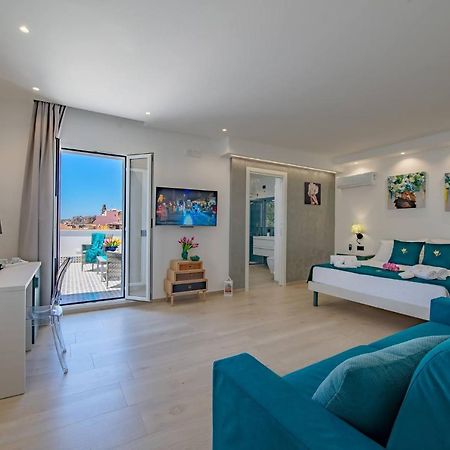 Vittoria Luxury Rooms ชากกา ภายนอก รูปภาพ